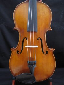 Viola 40,5 cm Body length French copy with the slip Fait par Rene Cune No. 27, Mirecourte 1932